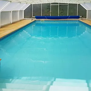 https://perfect-autumn-winter-break-stone-cottage-with.inbrittany.com