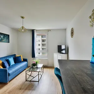 https://monplaisir-beau-studio-neuf-avec-parking-classement-2-toiles.hotels-rhonealpes.com